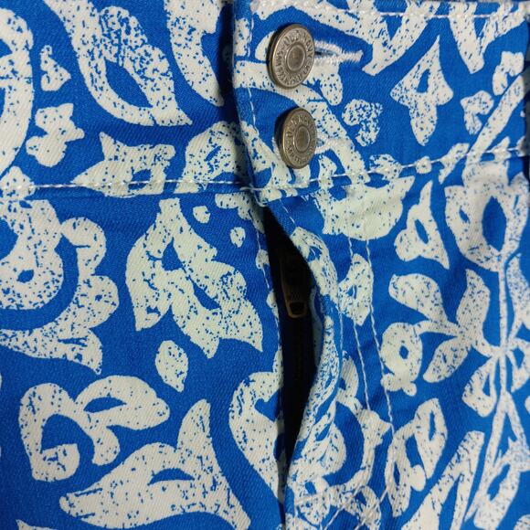 Old Navy Denim Fashion Pencil Skirt Blue and White Damask Print Size 14 - Picture 5 of 8